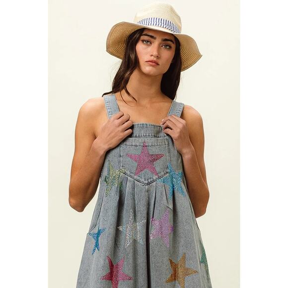 BiBi Star Pattern Rhinestone Washed Side Pockets Wide Leg Shortalls | Lt Denim - Picture 11 of 12